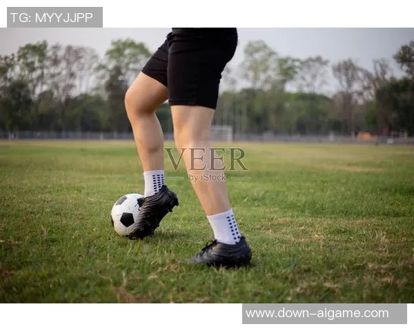 足球服搭配指南如何选择合适裤子提升运动时尚感 足球服搭配指南如何选择合适裤子提升运动时尚感